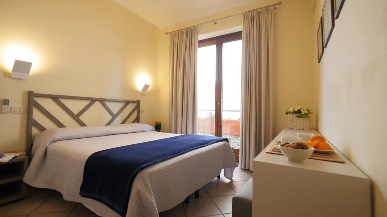 Residenza Turistico Alberghiera Corallo Castiglione della Pescaia Buitenkant foto